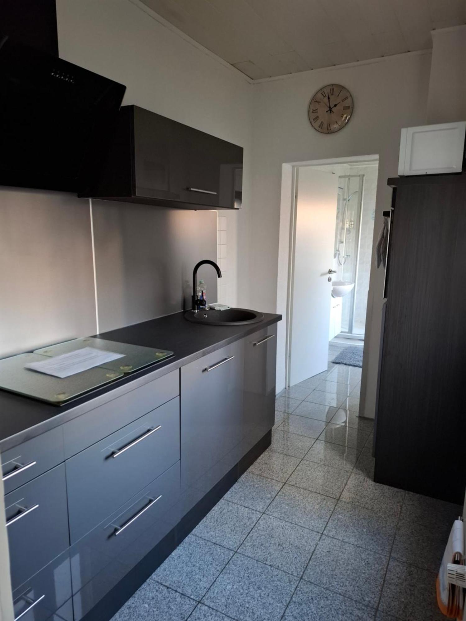 Schoene 3 Zi. Ferienwohnung Vor Den Toren Frankfurt Dreieich Exterior photo